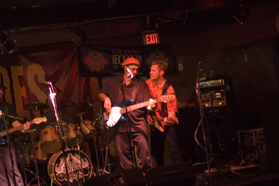 Squid Joes 10-28-2005 photo 4