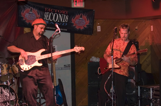 Squid Joes 10-28-2005 photo 6